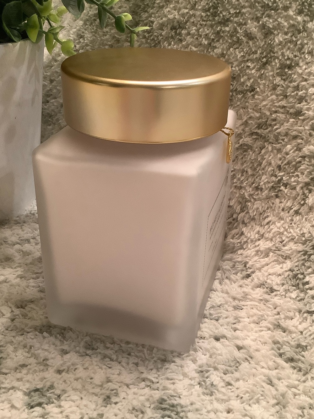 Honey Almond Scented Whipped Body Butter NWT 15.50oz XL glass jar - Picture 3 of 12